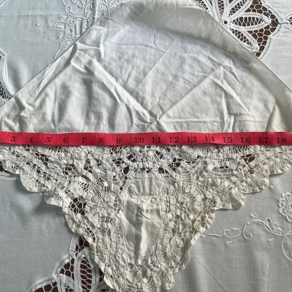 Vintage Crochet Tape Lace Dinner Napkin Table Topper Doily Basket Liner - Picture 8 of 12
